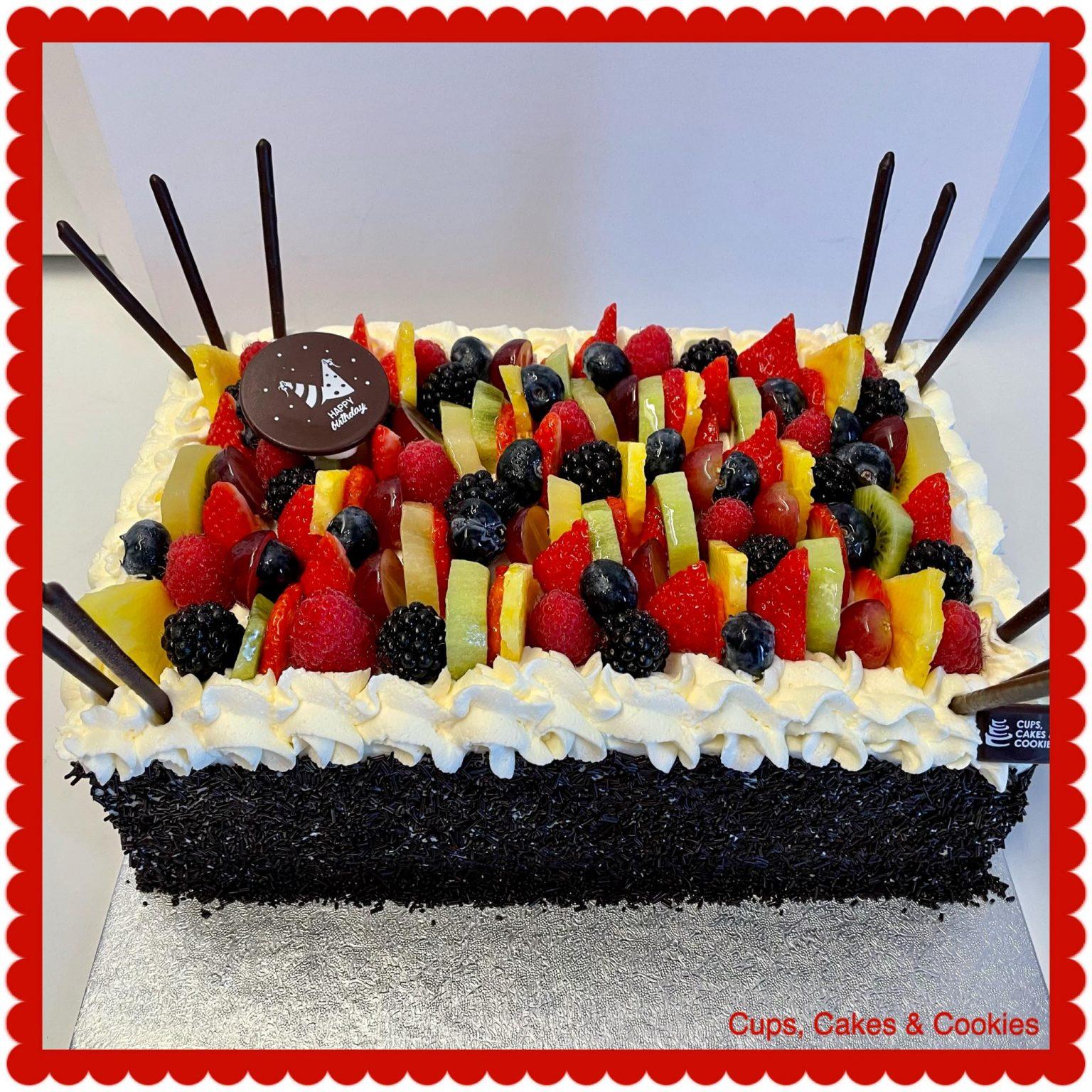 Slagroom en vers fruit CupsCakesAndCookies